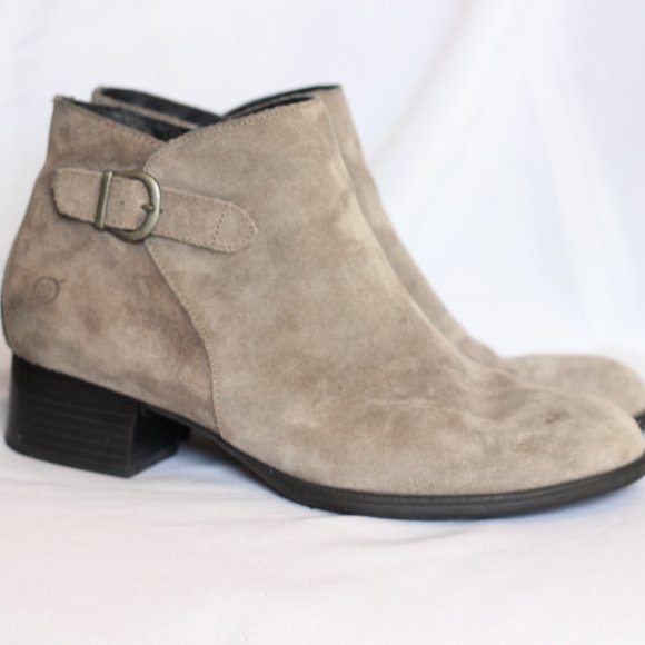 Born Shoes - Born Taupe Beige Suede Ankle Boots 9 M